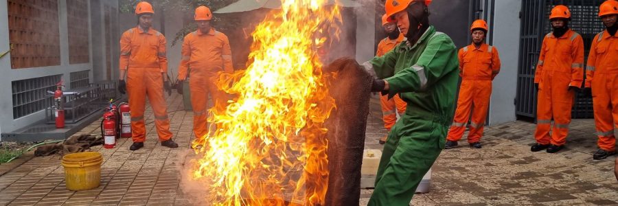 Menjadi Ahli K3 Kebakaran di Jakarta Bekasi: Panduan Lengkap untuk Pelatihan dan Sertifikasi