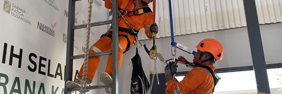 Tempat Workshop Tenaga Kerja Bangunan Tinggi Tingkat 1 di Agam Sumatera Barat