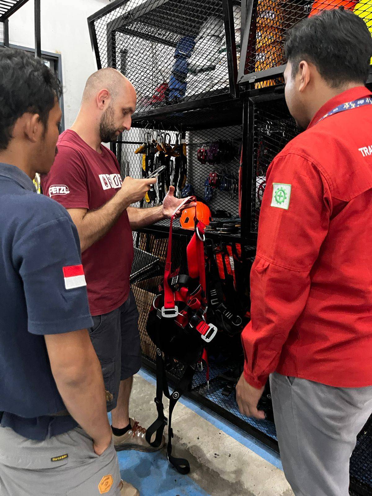 Petzl Asia Pacific - Kunjungan Petzl Asia Pacific Ke Training Center Sarana Katiga Nusantara