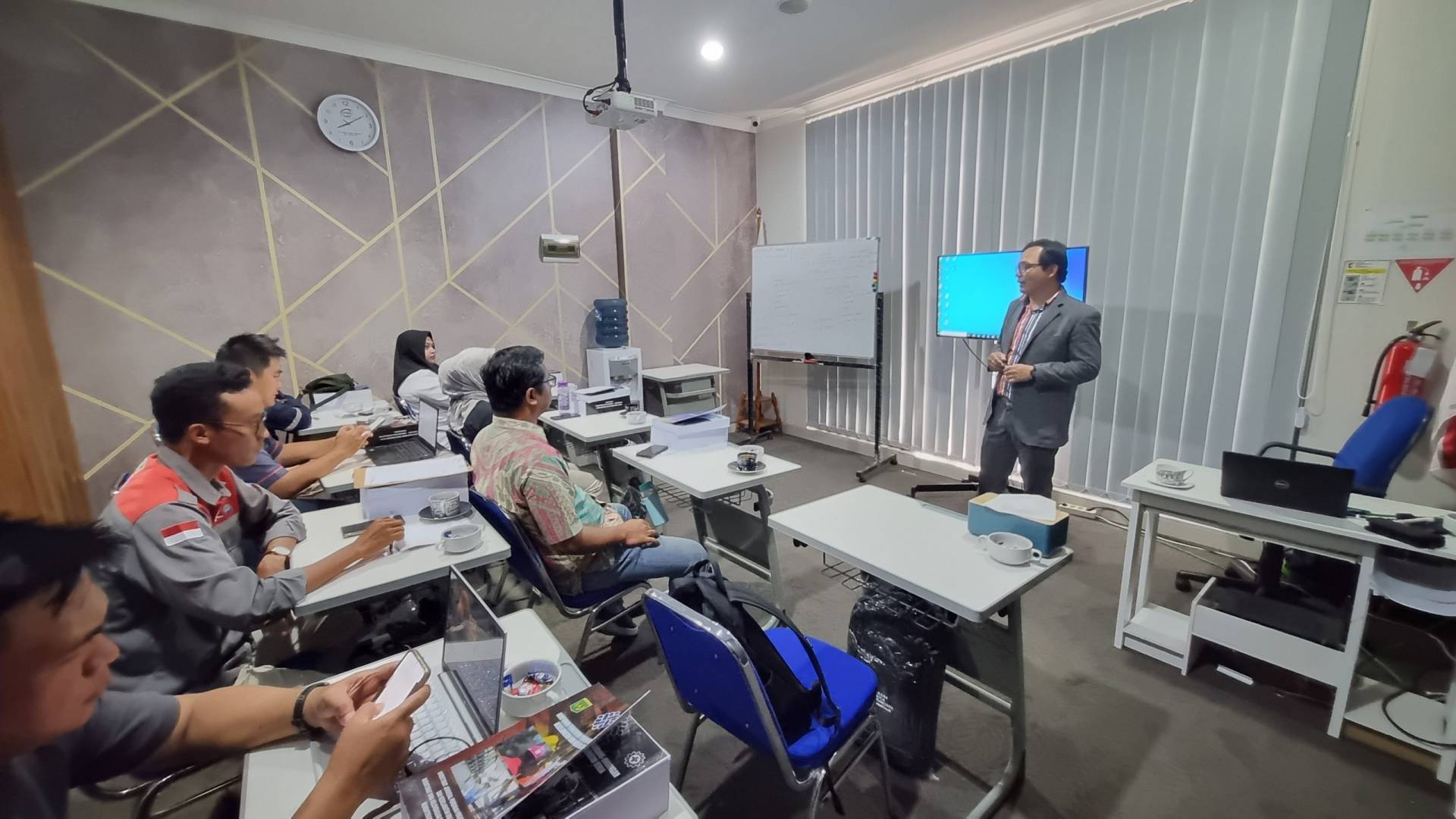 Materi Pelatihan K3 Umum Online Di Cilegon Banten - Materi Pelatihan K3 Umum Online Di Cilegon Banten, Sertifikat Resmi !